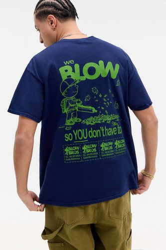 UO We Blow T-Shirt - 2XS at - Urban Outfitters - Modalova