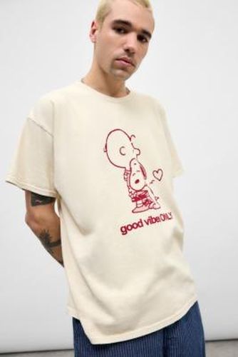 UO Ecru Snoopy T-Shirt - XS at - Urban Outfitters - Modalova