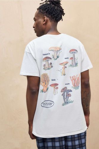 UO Mushroom Fungi T-Shirt - XS at - Urban Outfitters - Modalova