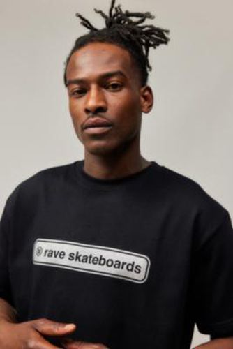 Core Logo T-shirt - M at Urban Outfitters - Rave Skateboards - Modalova