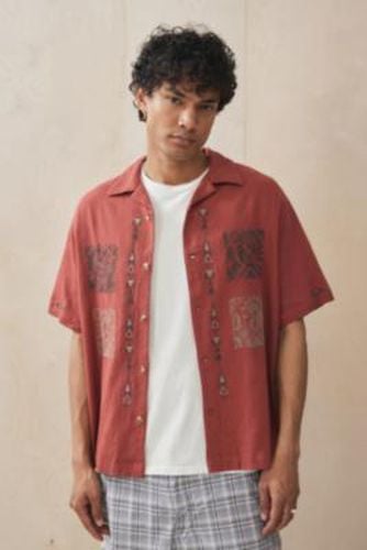 UO Red Embroidered Tile Shirt - Red 2XS at - Urban Outfitters - Modalova