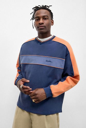 Iets frans. Zach V-Neck Tipped Sweatshirt - 2XS at Urban Outfitters - iets frans... - Modalova