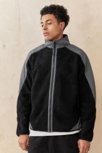 Oakley UO Exclusive Blackout Lunar Fleece Jacket - L at - Urban Outfitters - Modalova