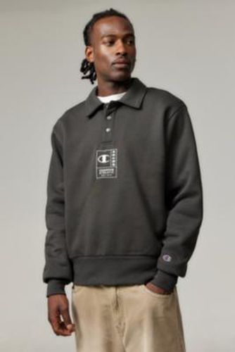 UO Exclusive Japanese Boxy Sweatshirt - S at Urban Outfitters - Champion - Modalova