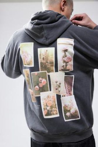 UO Black Floral Photographs Hoodie - Black 2XS at - Urban Outfitters - Modalova