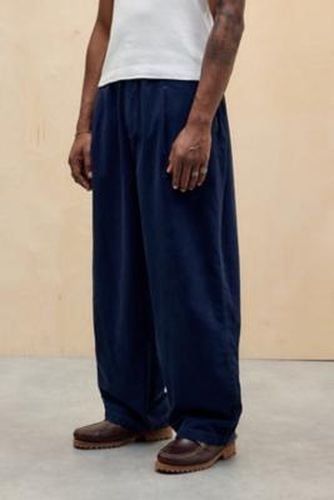 Iets frans. Harri Chino Trousers - S at - Urban Outfitters - Modalova