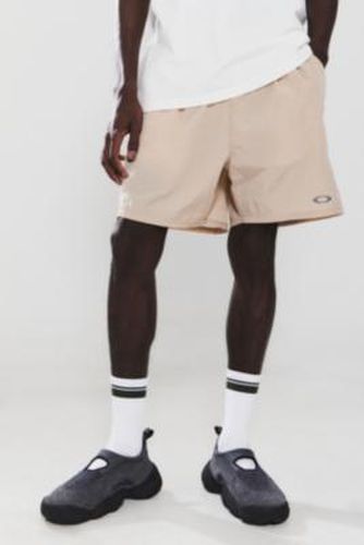 UO Exclusive Hummus Metallic Shorts - S at Urban Outfitters - Oakley - Modalova