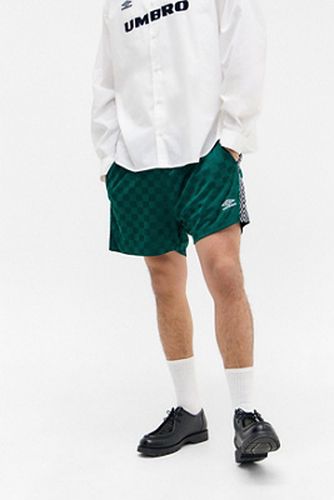 UO Exclusive Checkerboard Shorts - XS at Urban Outfitters - Umbro - Modalova
