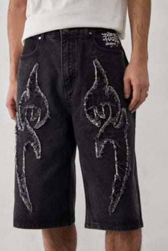 UO Exclusive Washed Black Applique Shorts - Black XS at Urban Outfitters - Ed Hardy - Modalova