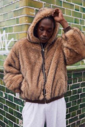 Silvio Faux Fur Hoodie - M at Urban Outfitters - BDG - Modalova