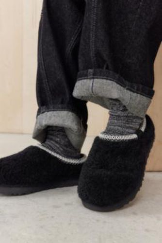 Tasman Curly Slippers - UK 4 at Urban Outfitters - UGG - Modalova