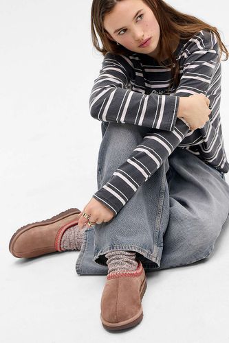 Rocky Oak Tasman Slippers - UK 4 at Urban Outfitters - UGG - Modalova