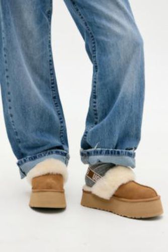 Chestnut Funkette Slippers - UK 4 at Urban Outfitters - UGG - Modalova