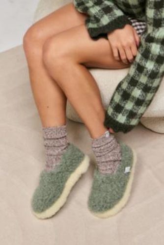 Slippers - 7/8 at Urban Outfitters - Yoko Wool - Modalova