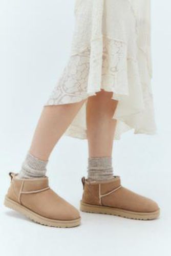 Sand Classic Ultra-Mini Boots - Tan UK 3 at Urban Outfitters - UGG - Modalova