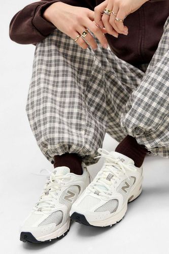 White & Grey 530 Trainers en taille: UK 4 - New Balance - Modalova