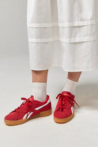 Club C Red Grounds Trainers - Red Shoe UK 5 at Urban Outfitters - Reebok - Modalova