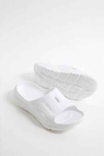 HOKA HOKA White Ora Recovery Slide 3 Sandals - White UK 11 at Urban Outfitters - HOKA® - Modalova