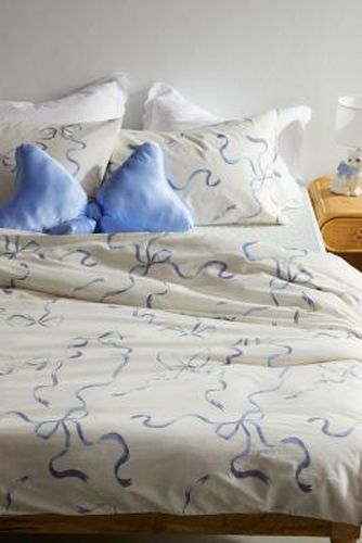 Painted Bows Duvet Set - White Double at - Urban Outfitters - Modalova