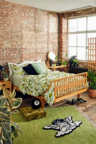 Ivy Greenery Duvet Set - Light Green King at - Urban Outfitters - Modalova