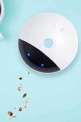 Robo Vac Cordless Desk Vacuum Cleaner - White ALL at Urban Outfitters - Mustard - Modalova