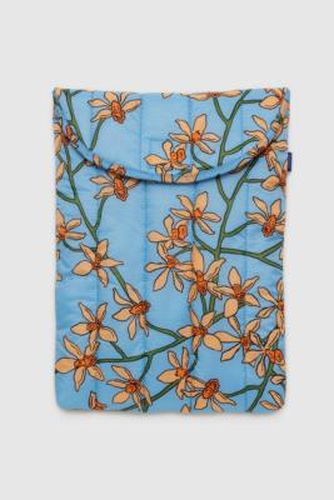 Orchid 13" Laptop Sleeve - Light Blue L: 33cm x W: 1.9cm x H: 26cm at Urban Outfitters - BAGGU - Modalova