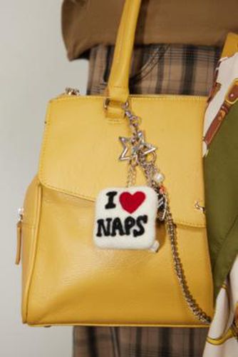 UO I Love Naps Keyring - at - Urban Outfitters - Modalova