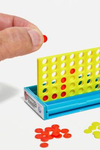 Connect Four ALL at Urban Outfitters - World's Smallest - Modalova