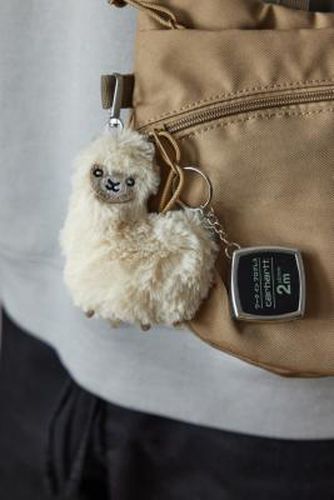 Alpaca Huggable Keyring ALL at - Urban Outfitters - Modalova