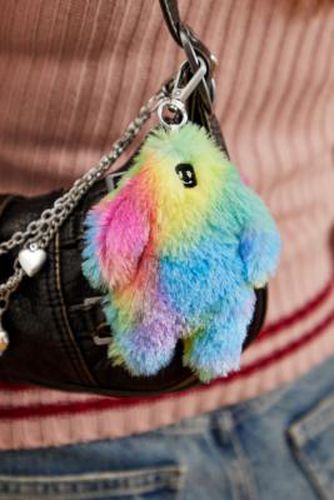 Ravey Betty Keyring ALL at - Urban Outfitters - Modalova