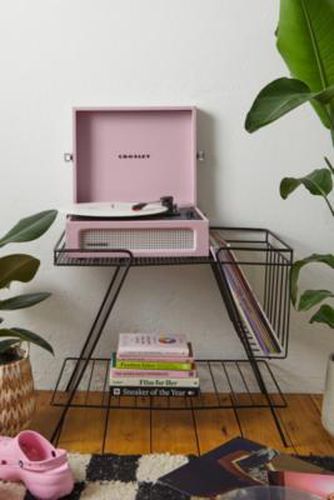 Voyager Pink Portable Bluetooth Audio Turntable - Pink ALL at Urban Outfitters - Crosley - Modalova