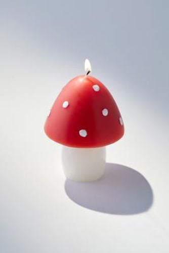 Mushroom Candle - Red L: 8.9cm x W: 8.9cm x H: 12.9cm at - Urban Outfitters - Modalova