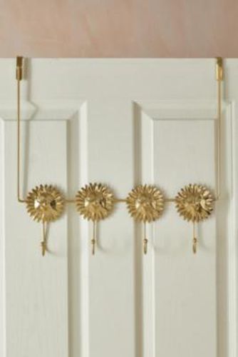 Sun Metal Over-Door Hook - Gold 43.2cm x 10.2cm x 43.2cm- Package dimensions: 18cm x 12cm x 47cm at - Urban Outfitters - Modalova