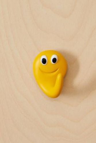 Happy Adhesive Wall Hook - Yellow ALL at - Urban Outfitters - Modalova