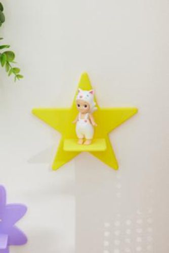 Star-Shaped Collectibles Shelf - Yellow ALL at - Urban Outfitters - Modalova