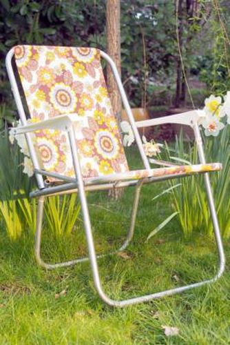 Vintage 70s Floral Print Deck Chair - Brown 80cm x 55cm x 54cm at Urban Outfitters - Urban Renewal - Modalova