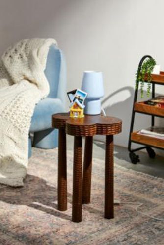 Butterfly Carved Side Table - Brown H: 50cm x W: 28cm x L 36cm at - Urban Outfitters - Modalova