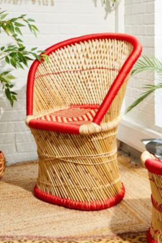 Miriam Red Rattan Chair - Red 63.5cm x 43.2cm x 88.9cm at - Urban Outfitters - Modalova