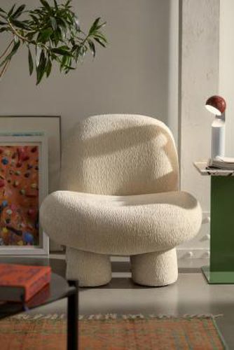 Cream Boucle Bubble Chair - Cream L: 80cm x W: 83.8cm x H: 80cm at - Urban Outfitters - Modalova