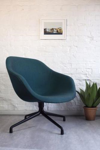 Vintage Home Hay AAL 81 About A Lounge Chair - Green ALL at Urban Outfitters - Urban Renewal - Modalova