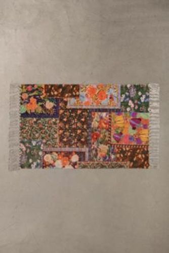 Woodland Patchwork 2x3 Rug at - Urban Outfitters - Modalova