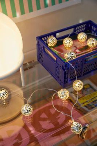 Disco Ball String Lights - Silver ALL at - Urban Outfitters - Modalova