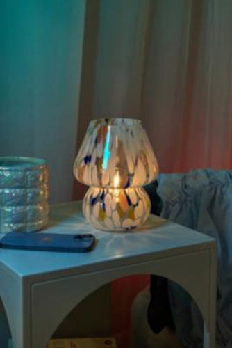 Serena Glass Lamp - White ALL at - Urban Outfitters - Modalova