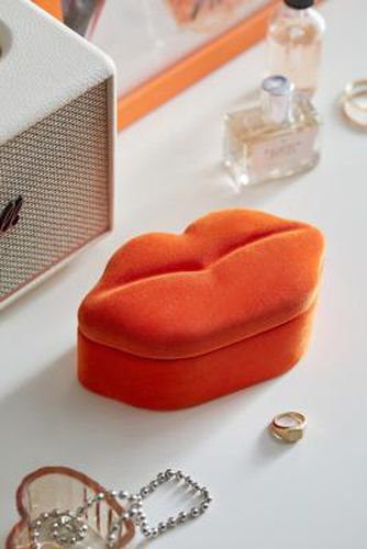 Lips Flocked Trinket Box - Red ALL at - Urban Outfitters - Modalova