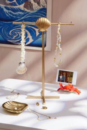 Shell Jewellery Stand - ALL at - Urban Outfitters - Modalova