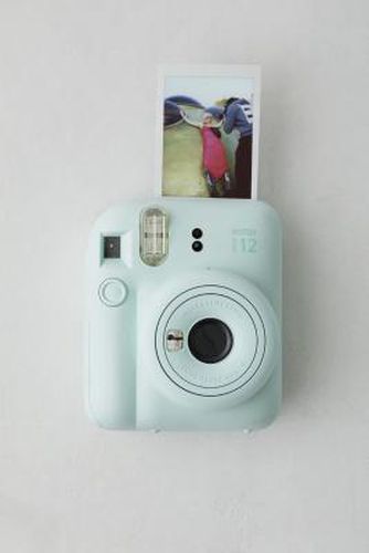 Instax Mint Mini 12 Instant Camera - Mint 11.9cm x 7.5cm x 15.7cm at Urban Outfitters - Fujifilm - Modalova