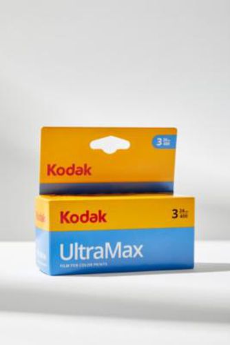 UltraMax 400 35mm Film 3-Pack at Urban Outfitters - Kodak - Modalova