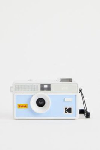 Blue I60 35mm Camera - at Urban Outfitters - Kodak - Modalova