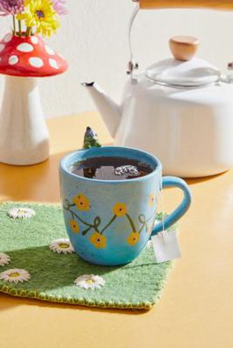 Peeking Frog Mug - Blue ALL at - Urban Outfitters - Modalova