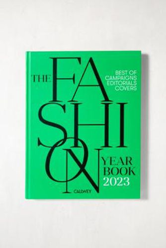 The Fashion Yearbook 2023" - Urban Outfitters - Modalova